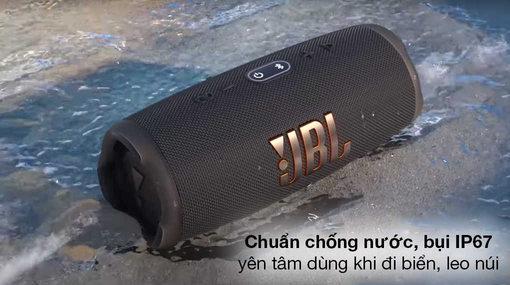 Loa Bluetooth JBL Charge 5 - Yên tâm nghe nhạc ở mọi nơi nhờ chuẩn chống nước, chống bụi IP67